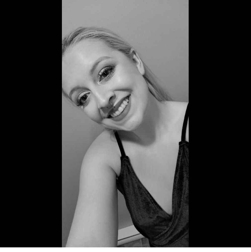 Meet your Posher, Mallory